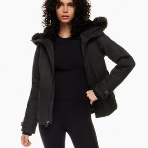 Aritzia The Summit Parka Short